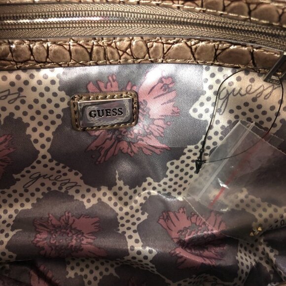 Nwot Guess Taupe/Brown Mini Shoulder Bag Purse - Picture 4 of 9